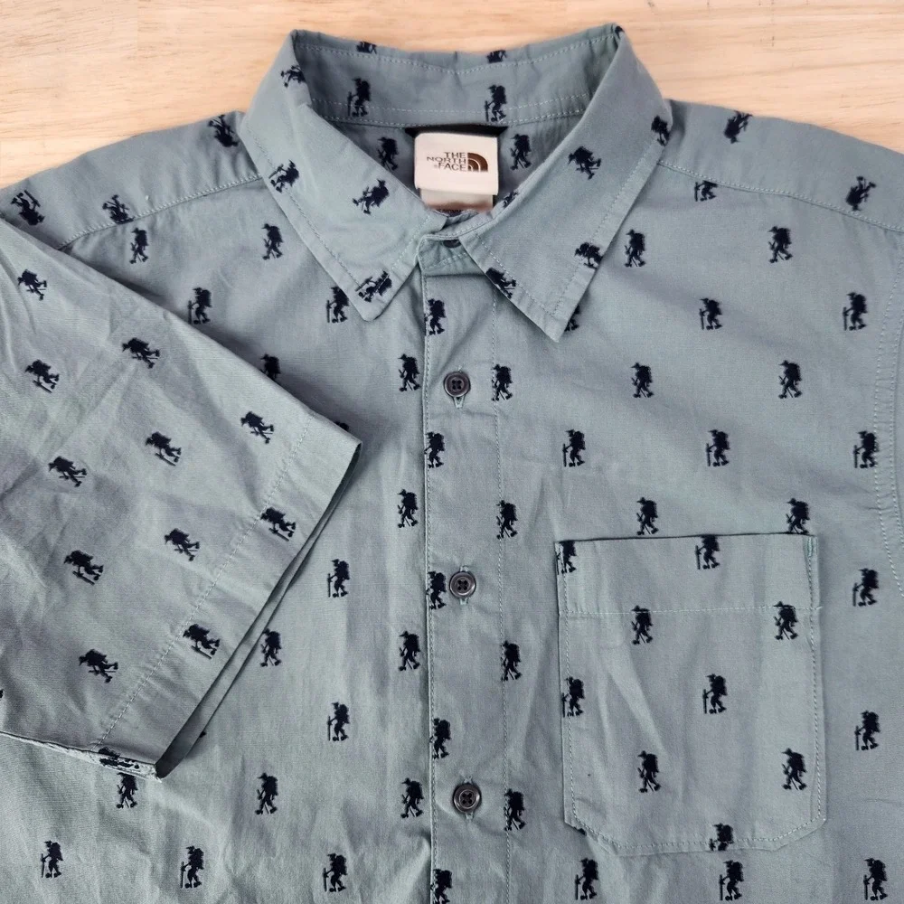 The North Face Baytrail Jacquard Short Sleeve Button Shirt Mens Sz S Hiker Gray